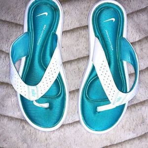 Nike Women's Comfort Thong